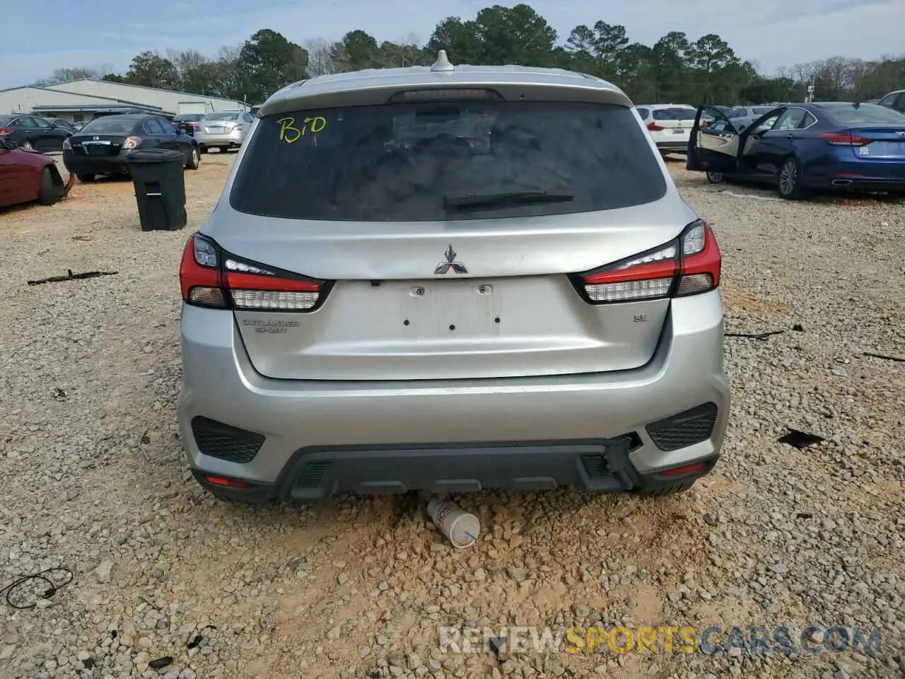6 Photograph of a damaged car JA4APVAU6MU019482 MITSUBISHI OUTLANDER 2021