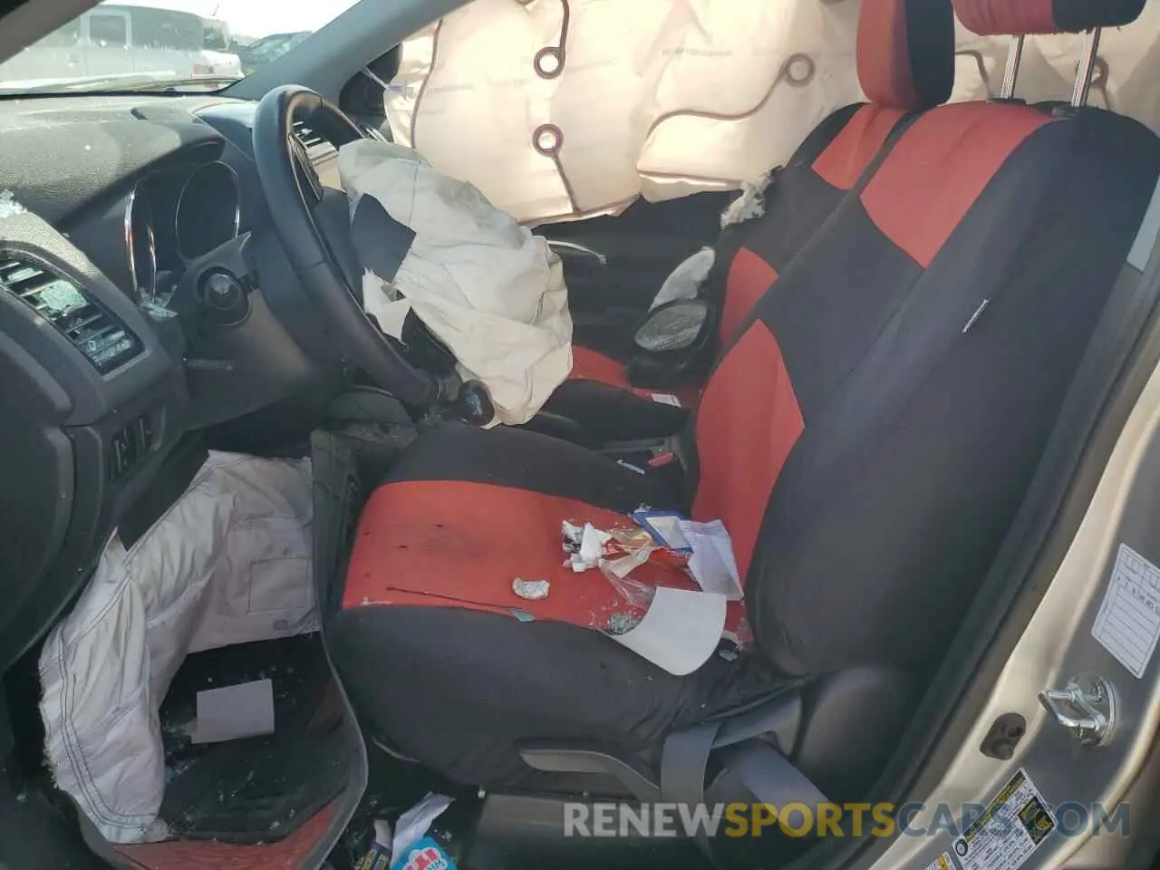 7 Photograph of a damaged car JA4APVAU6MU019482 MITSUBISHI OUTLANDER 2021