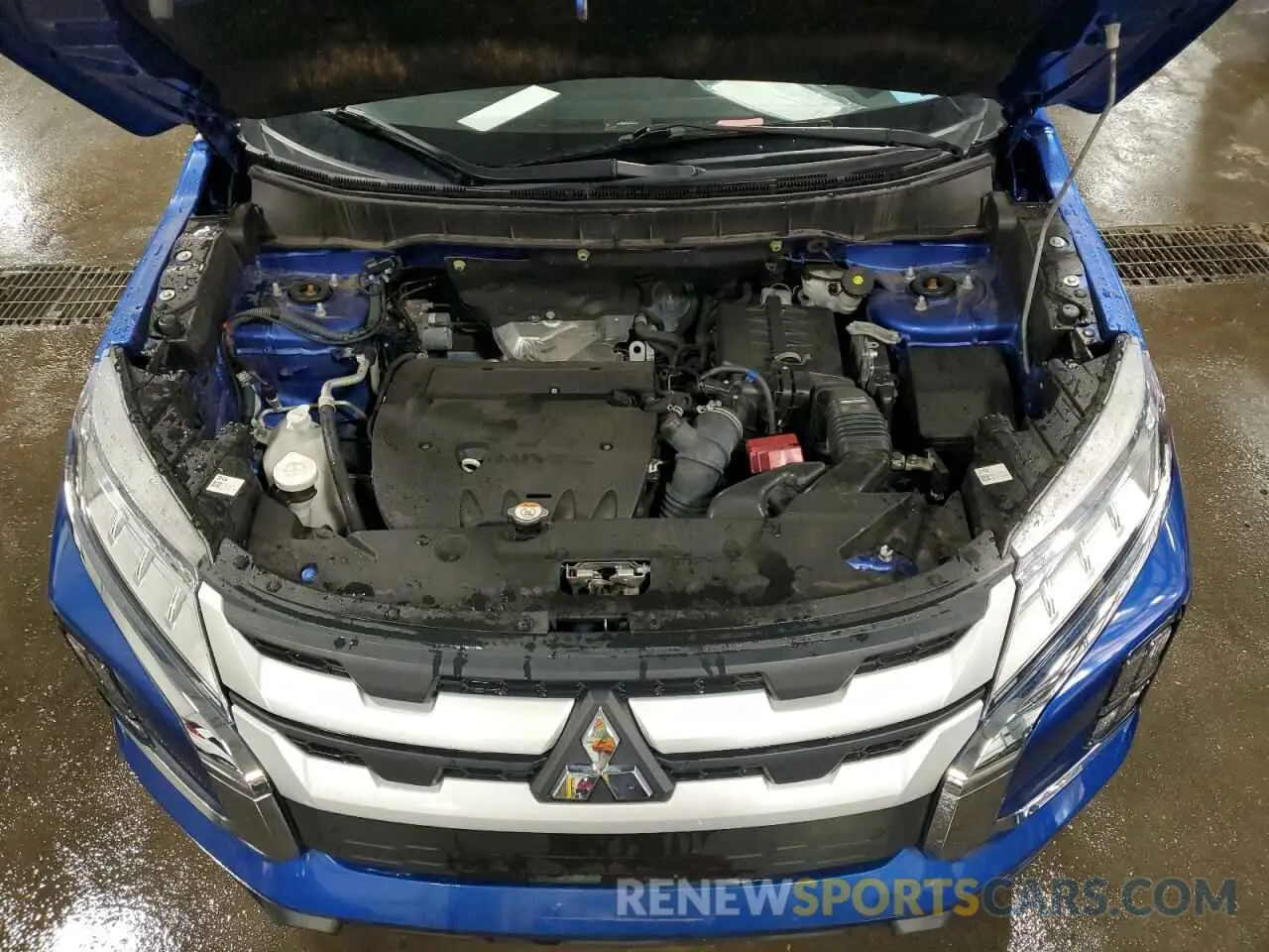 12 Photograph of a damaged car JA4APVAU8MU025865 MITSUBISHI OUTLANDER 2021