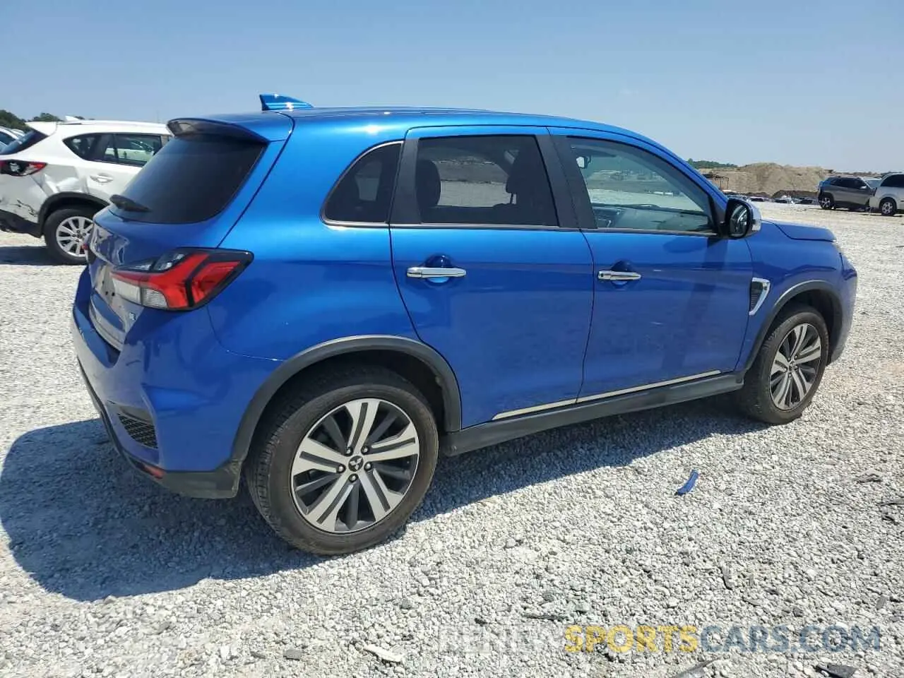 3 Photograph of a damaged car JA4APVAU9MU029813 MITSUBISHI OUTLANDER 2021