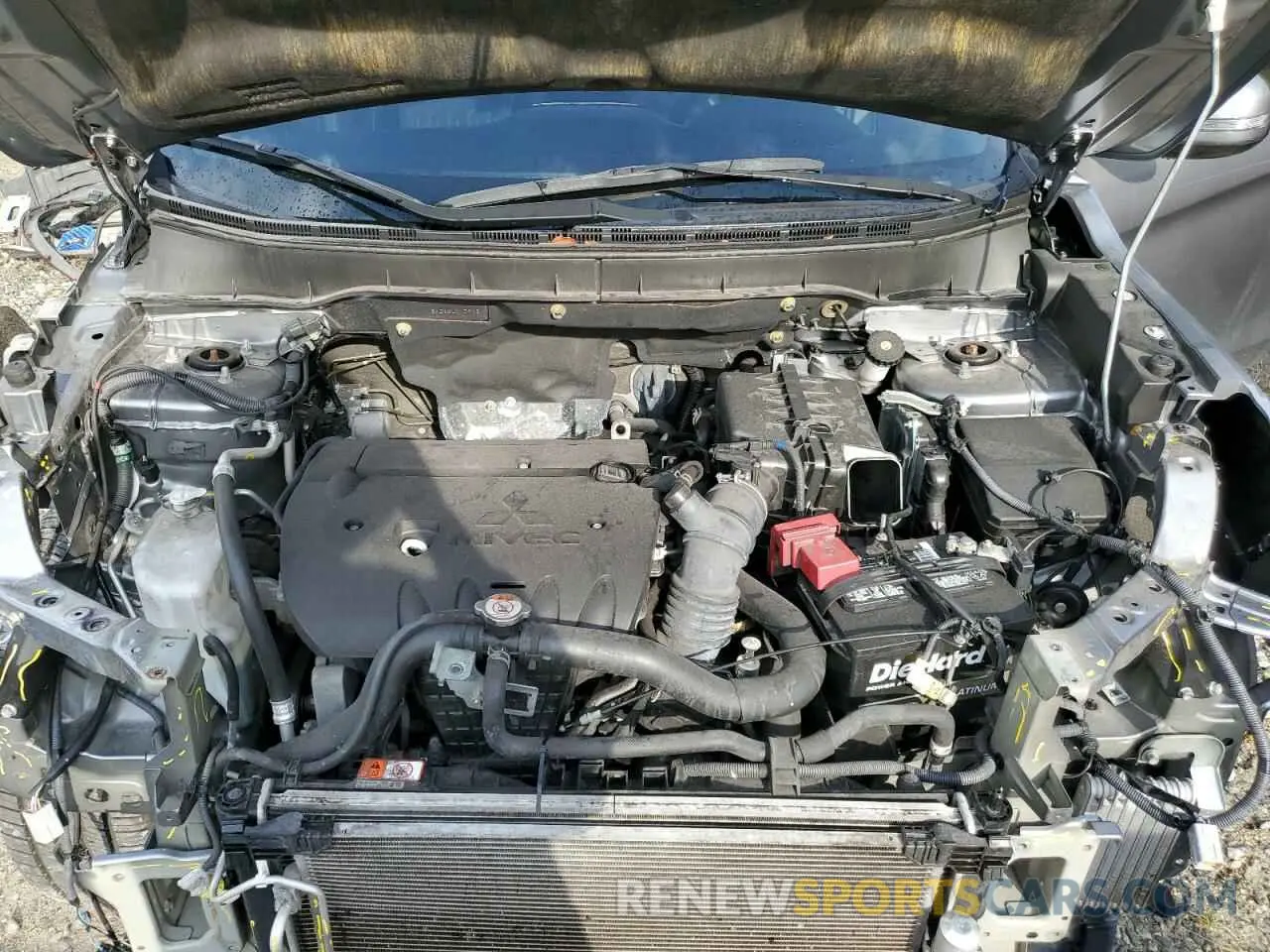 12 Photograph of a damaged car JA4ARUAU2MU017913 MITSUBISHI OUTLANDER 2021