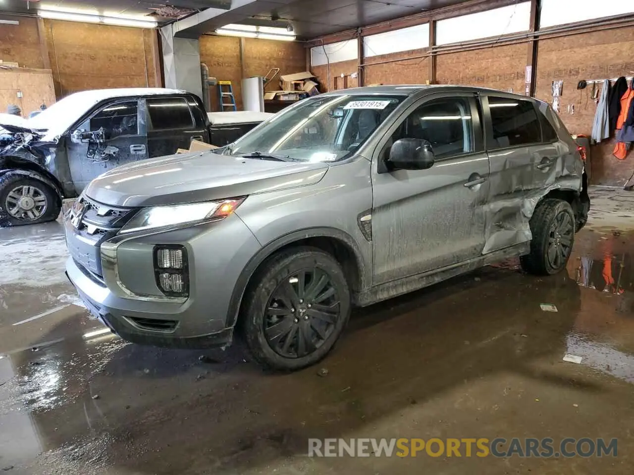 1 Photograph of a damaged car JA4ARUAU2MU020620 MITSUBISHI OUTLANDER 2021