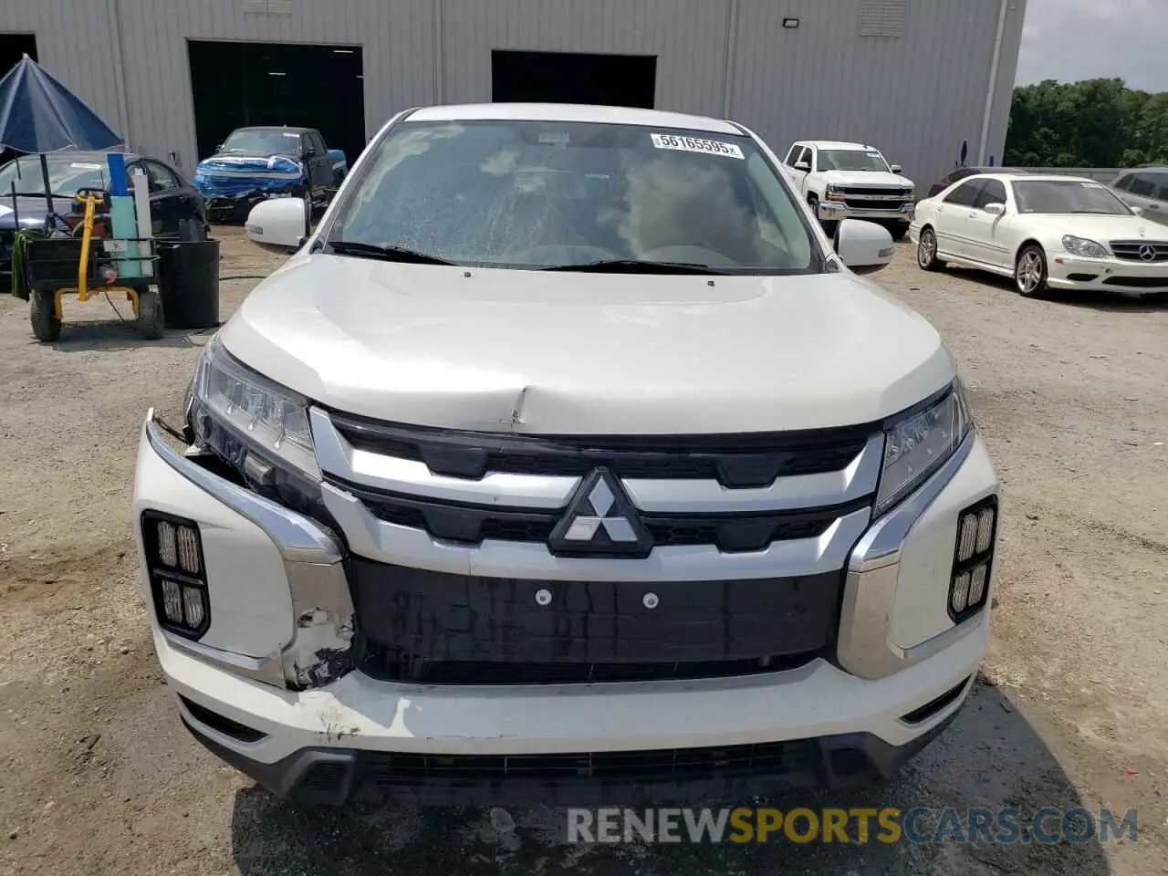 5 Photograph of a damaged car JA4ARUAU3MU019010 MITSUBISHI OUTLANDER 2021