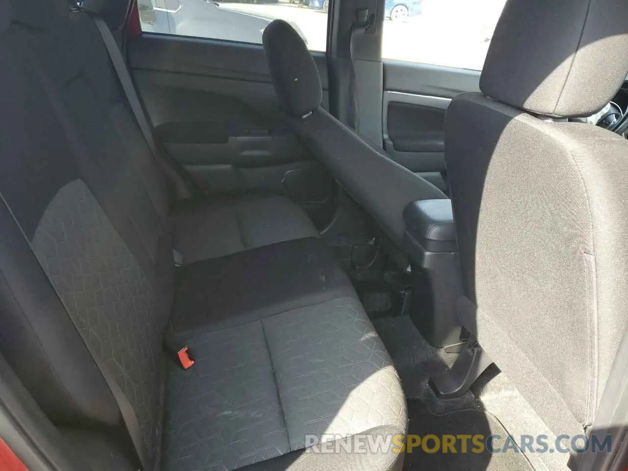 11 Photograph of a damaged car JA4ARUAU6MU012455 MITSUBISHI OUTLANDER 2021