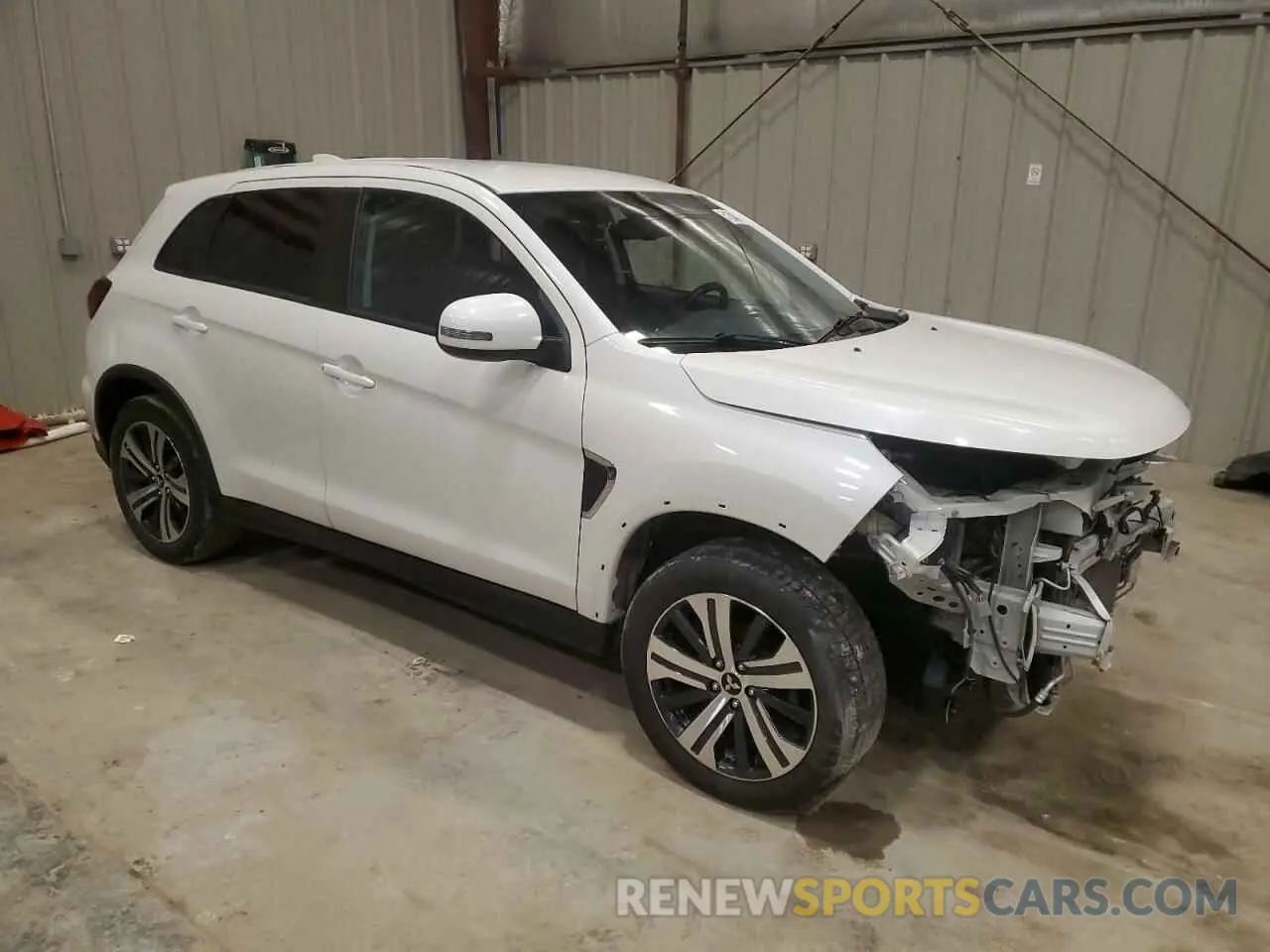 4 Photograph of a damaged car JA4ARUAU7MU019625 MITSUBISHI OUTLANDER 2021