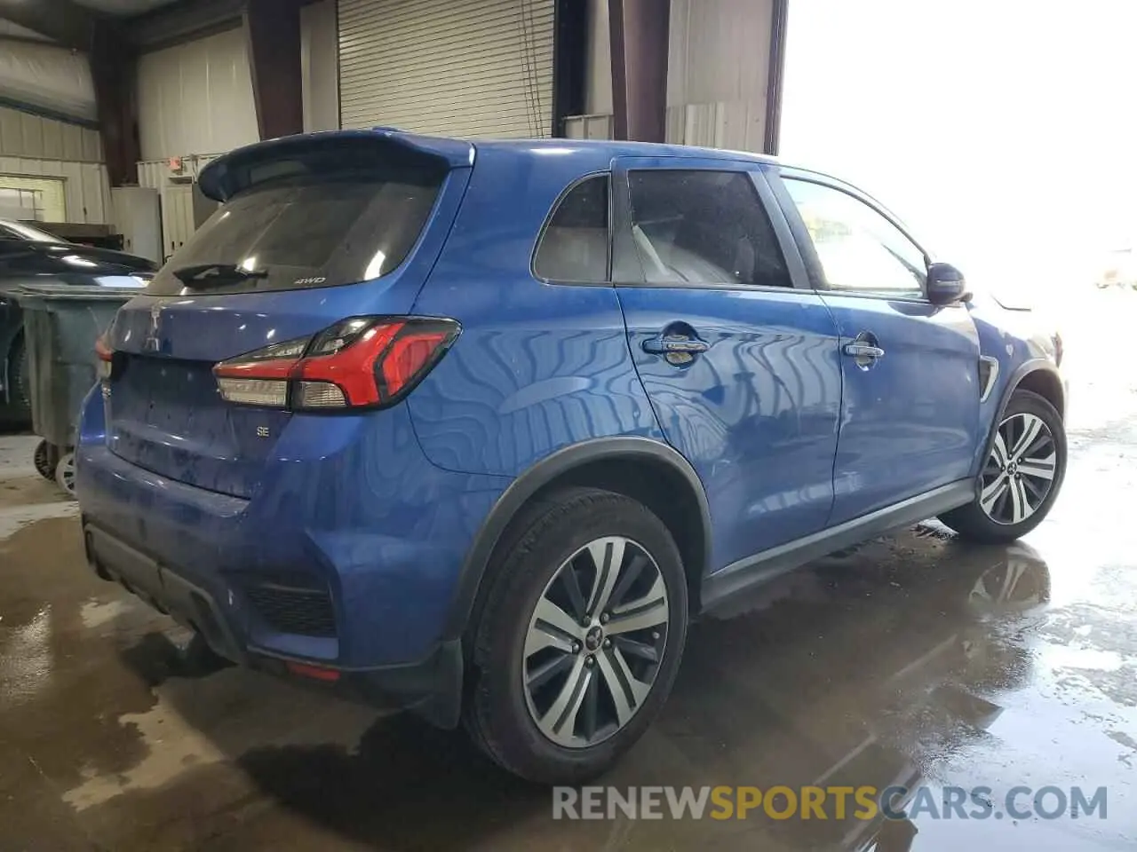 3 Photograph of a damaged car JA4ARUAU7MU031841 MITSUBISHI OUTLANDER 2021