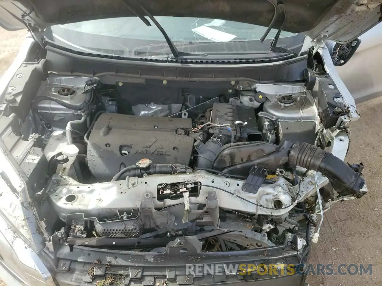 12 Photograph of a damaged car JA4ARUAUXMU017951 MITSUBISHI OUTLANDER 2021