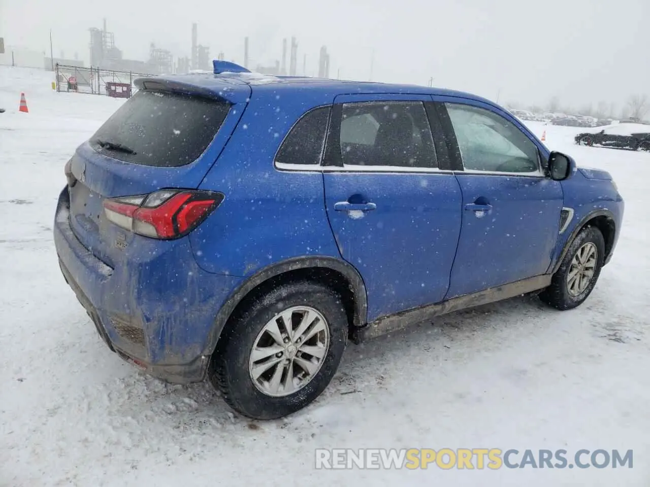 3 Photograph of a damaged car JA4AJVAW3NU604850 MITSUBISHI OUTLANDER 2022