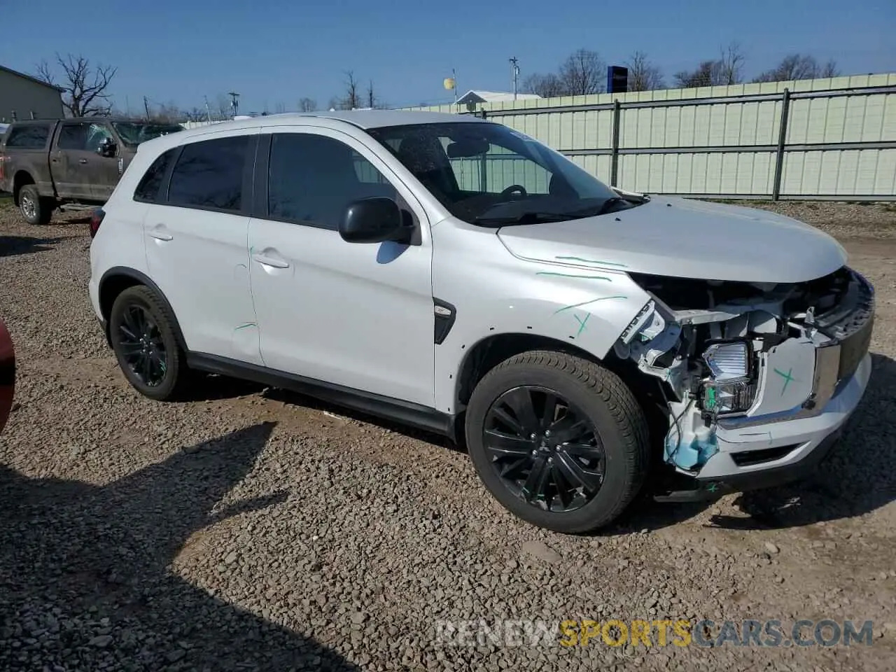 4 Photograph of a damaged car JA4APUAU3NU013893 MITSUBISHI OUTLANDER 2022