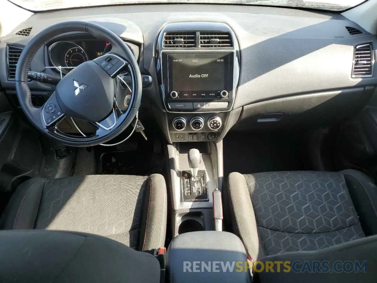 8 Photograph of a damaged car JA4APUAU3NU013893 MITSUBISHI OUTLANDER 2022