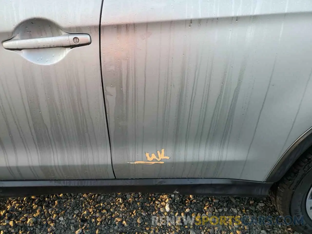 13 Photograph of a damaged car JA4APUAU3NU014753 MITSUBISHI OUTLANDER 2022