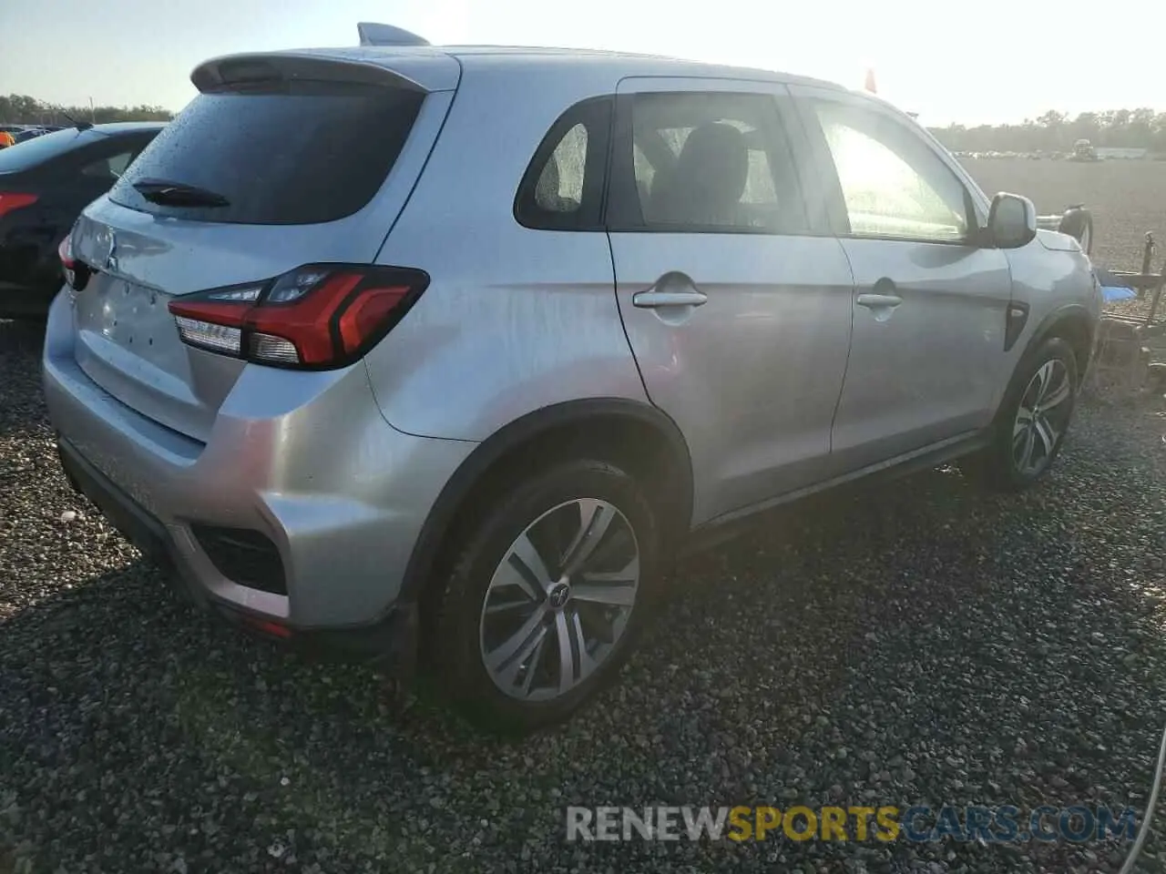 3 Photograph of a damaged car JA4APUAU3NU014753 MITSUBISHI OUTLANDER 2022