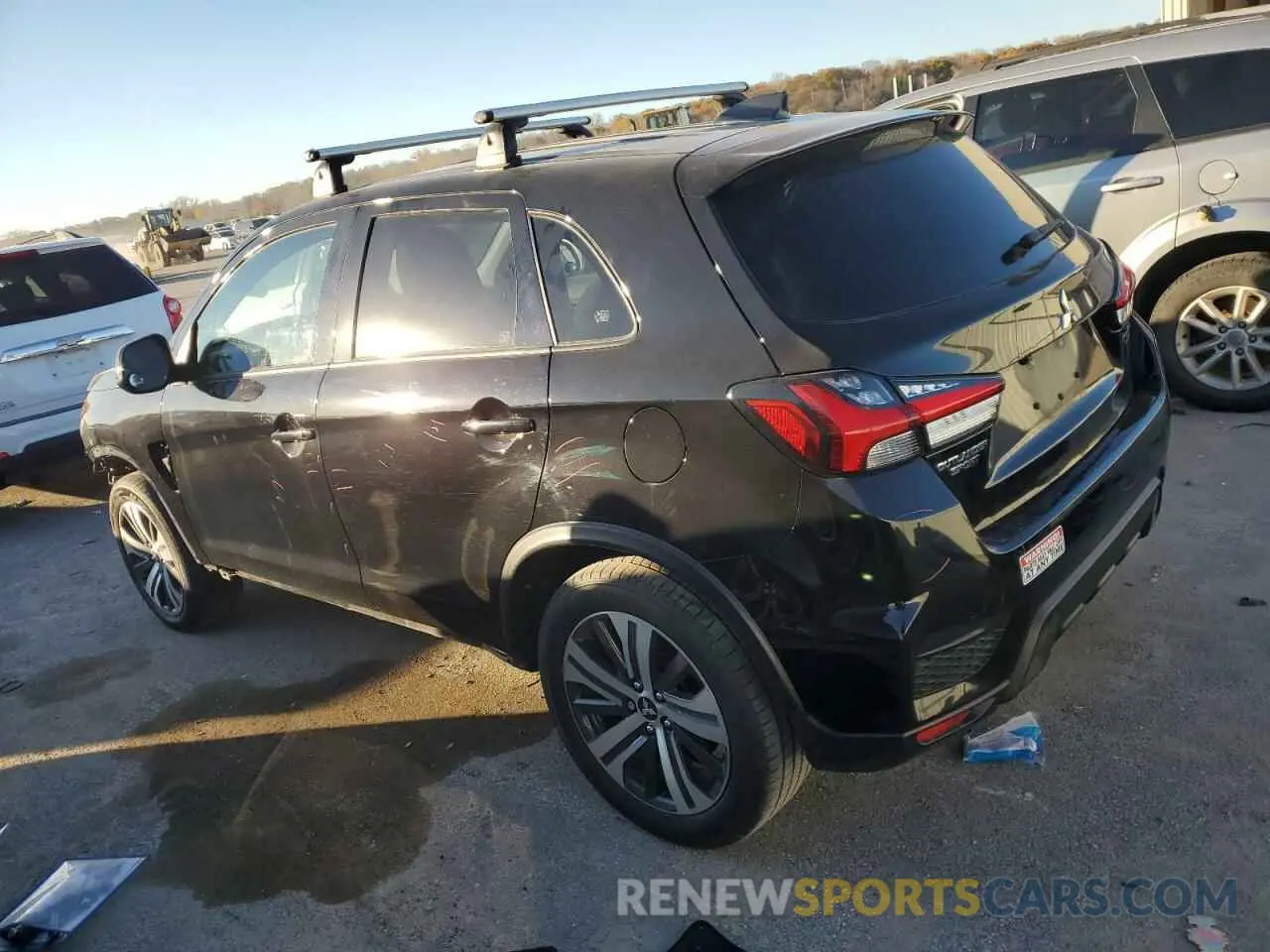 2 Photograph of a damaged car JA4APUAU6NU015055 MITSUBISHI OUTLANDER 2022