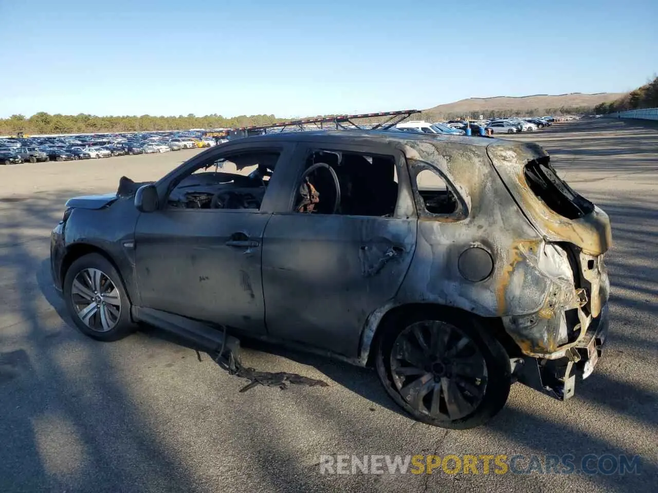 2 Photograph of a damaged car JA4APUAU7NU009619 MITSUBISHI OUTLANDER 2022
