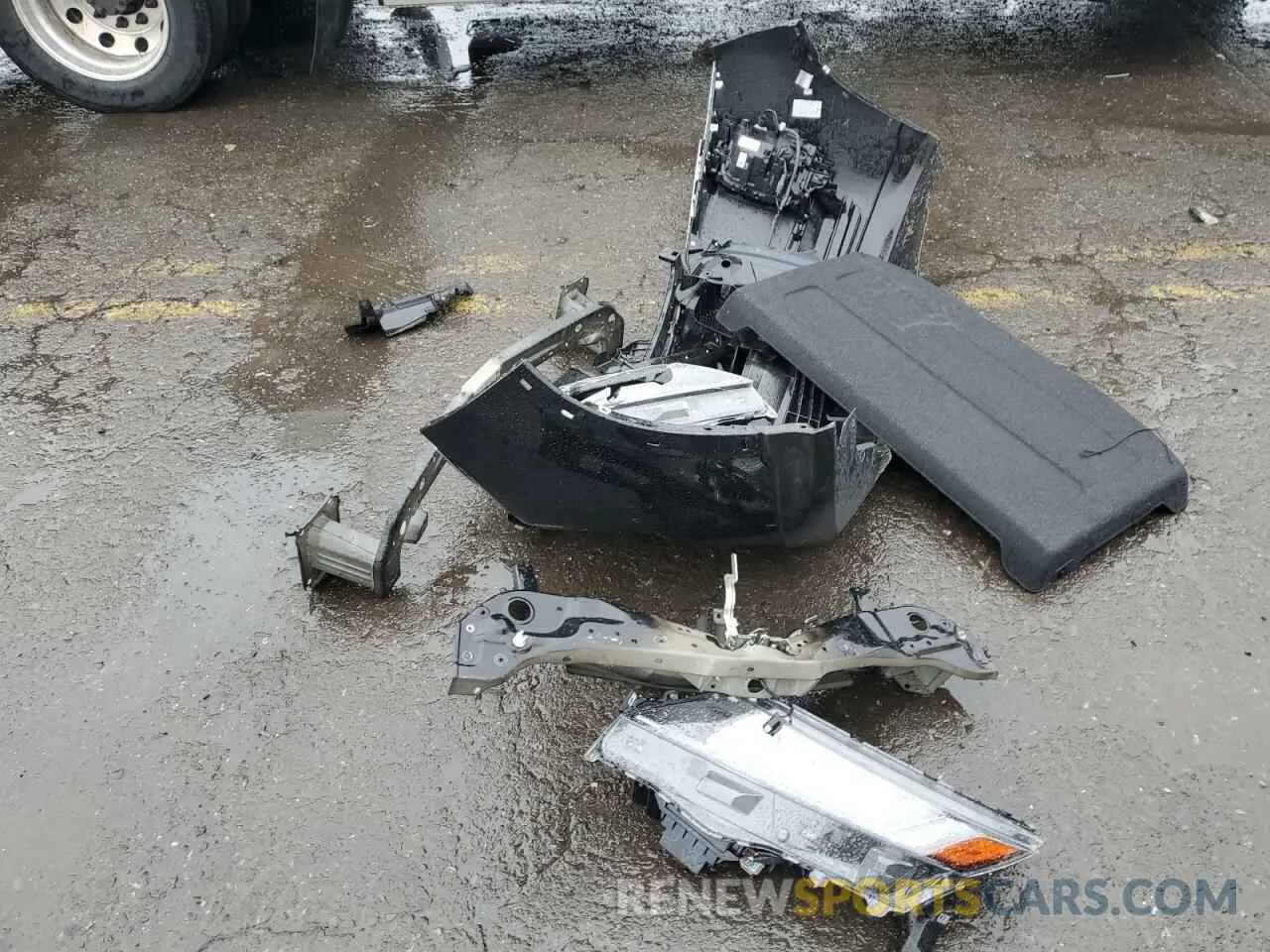 13 Photograph of a damaged car JA4APUAU7NU020295 MITSUBISHI OUTLANDER 2022