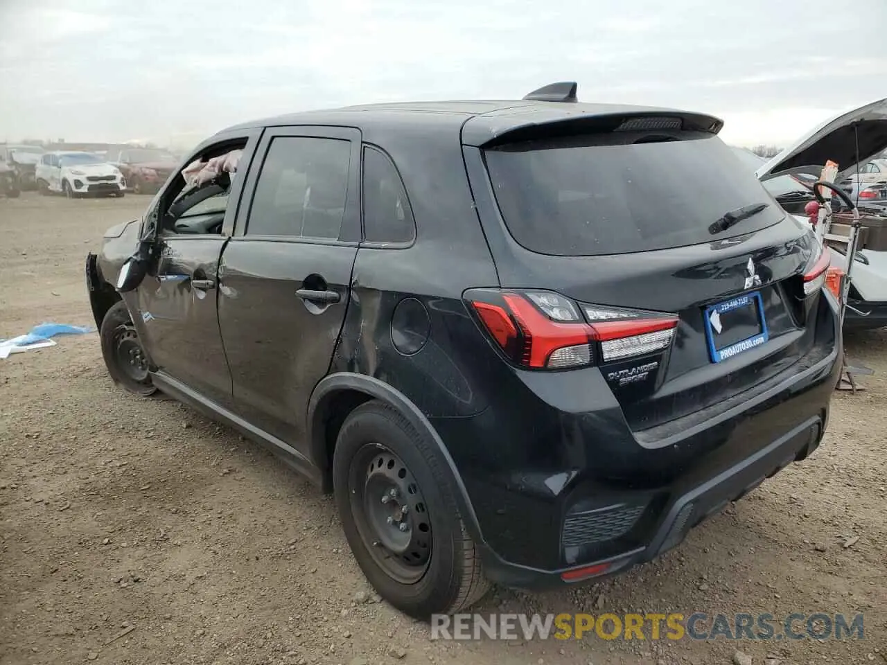 2 Photograph of a damaged car JA4APUAUXNU002972 MITSUBISHI OUTLANDER 2022