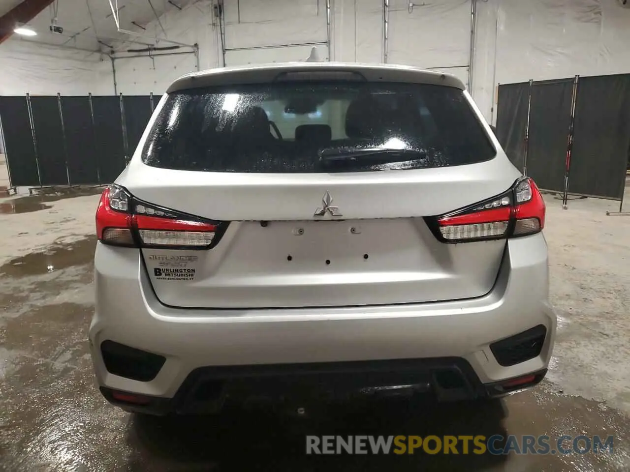 6 Photograph of a damaged car JA4APUAUXNU018587 MITSUBISHI OUTLANDER 2022