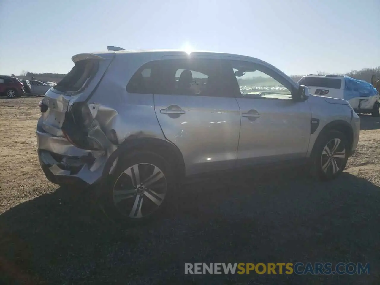 3 Photograph of a damaged car JA4ARUAU8NU019330 MITSUBISHI OUTLANDER 2022