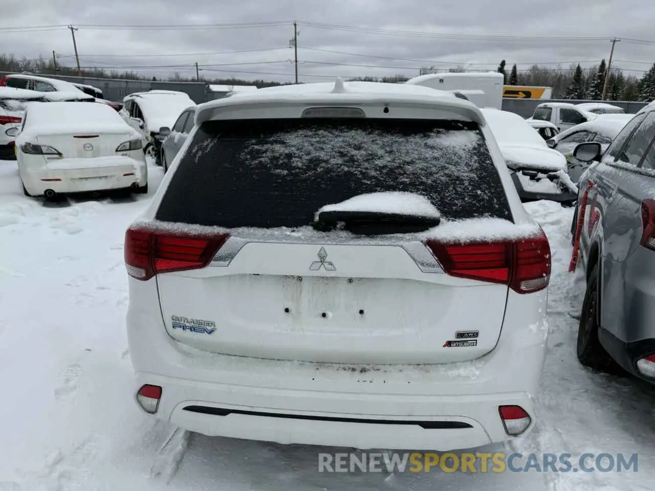 6 Photograph of a damaged car JA4J2VA7XNZ611724 MITSUBISHI OUTLANDER 2022