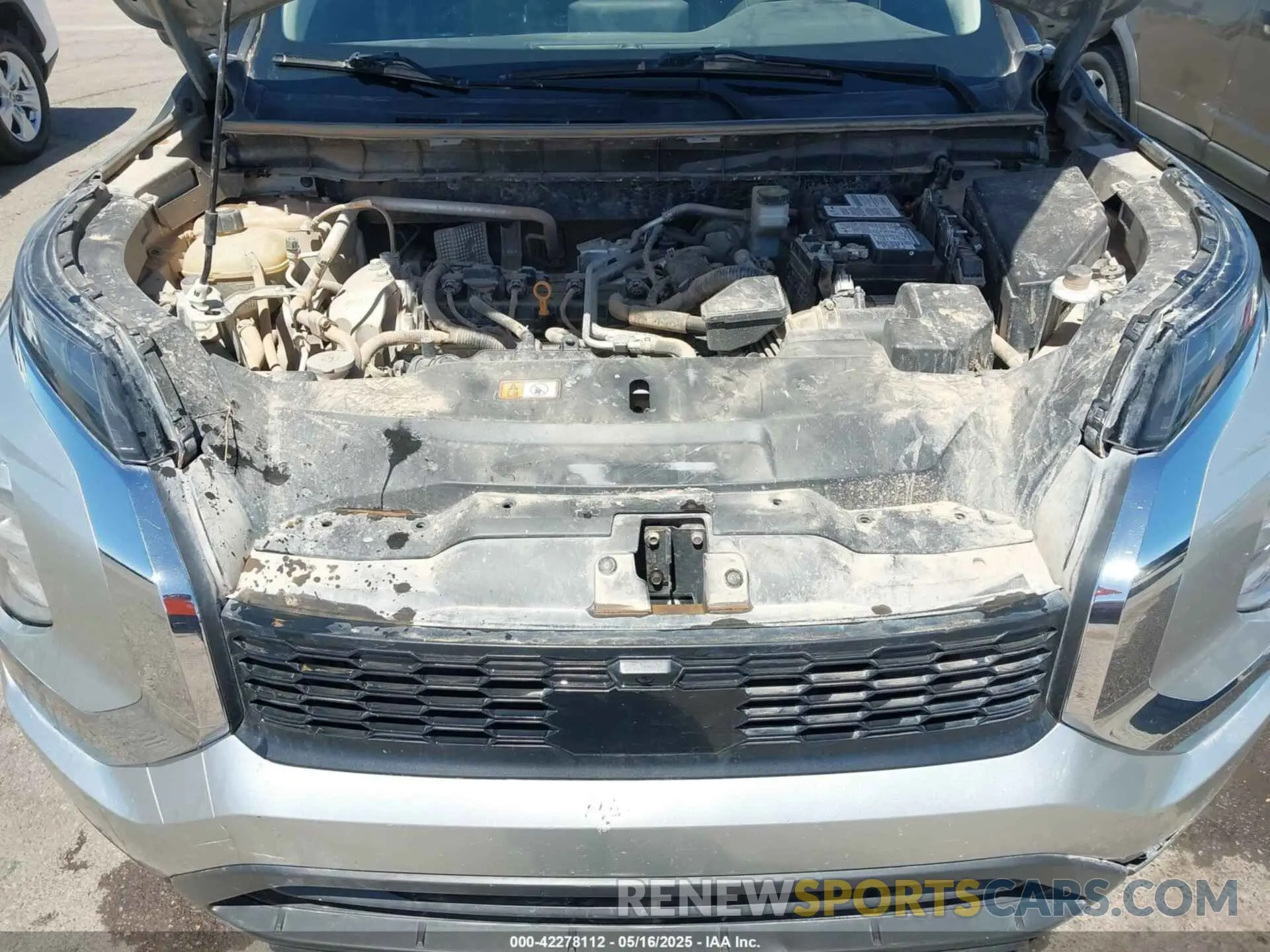 10 Photograph of a damaged car JA4J3TA81NZ015802 MITSUBISHI OUTLANDER 2022