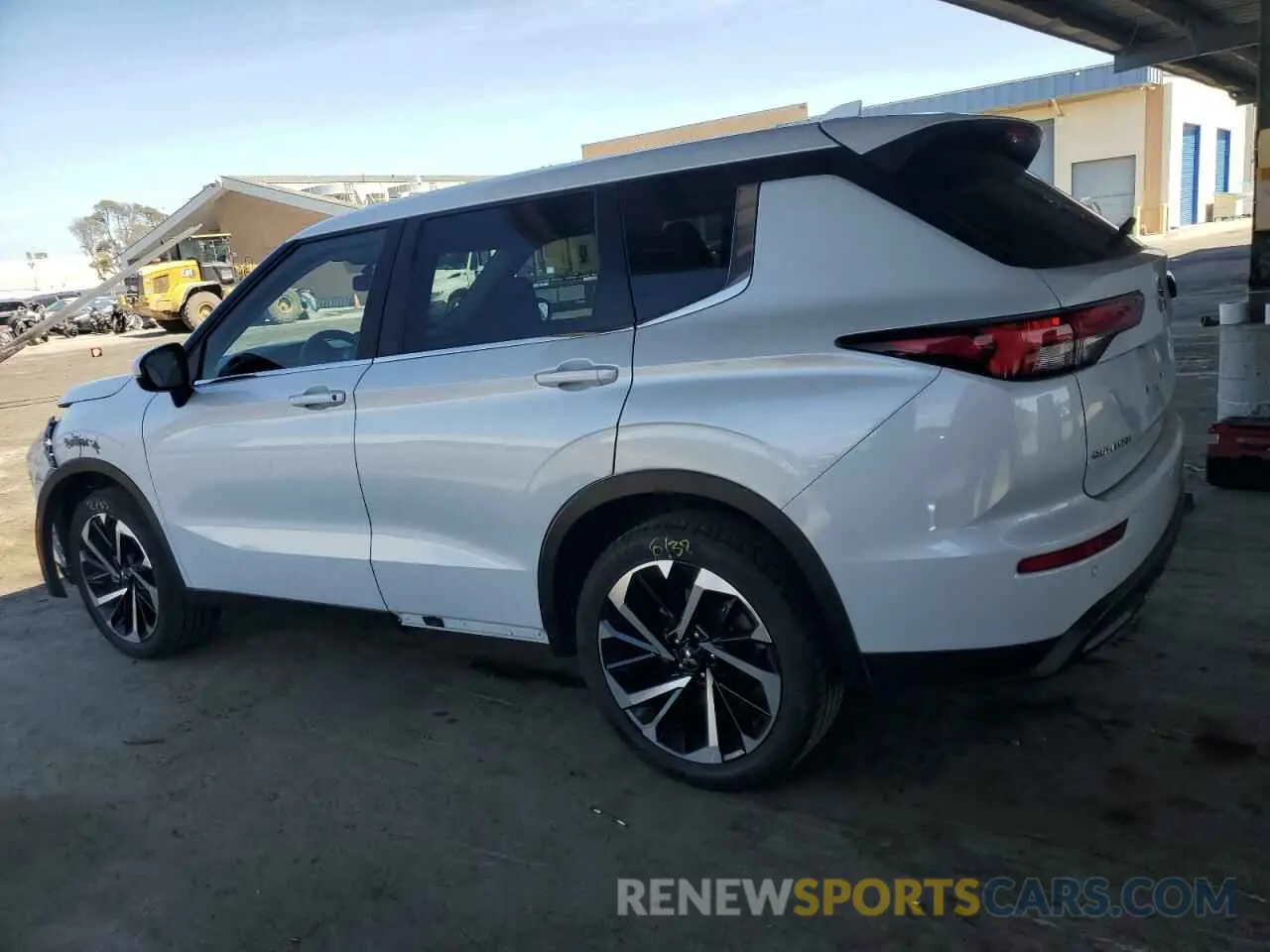 2 Photograph of a damaged car JA4J3TA83NZ026123 MITSUBISHI OUTLANDER 2022
