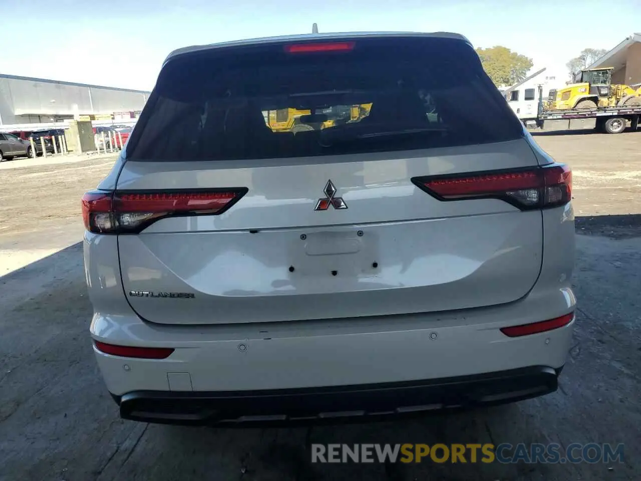6 Photograph of a damaged car JA4J3TA83NZ026123 MITSUBISHI OUTLANDER 2022