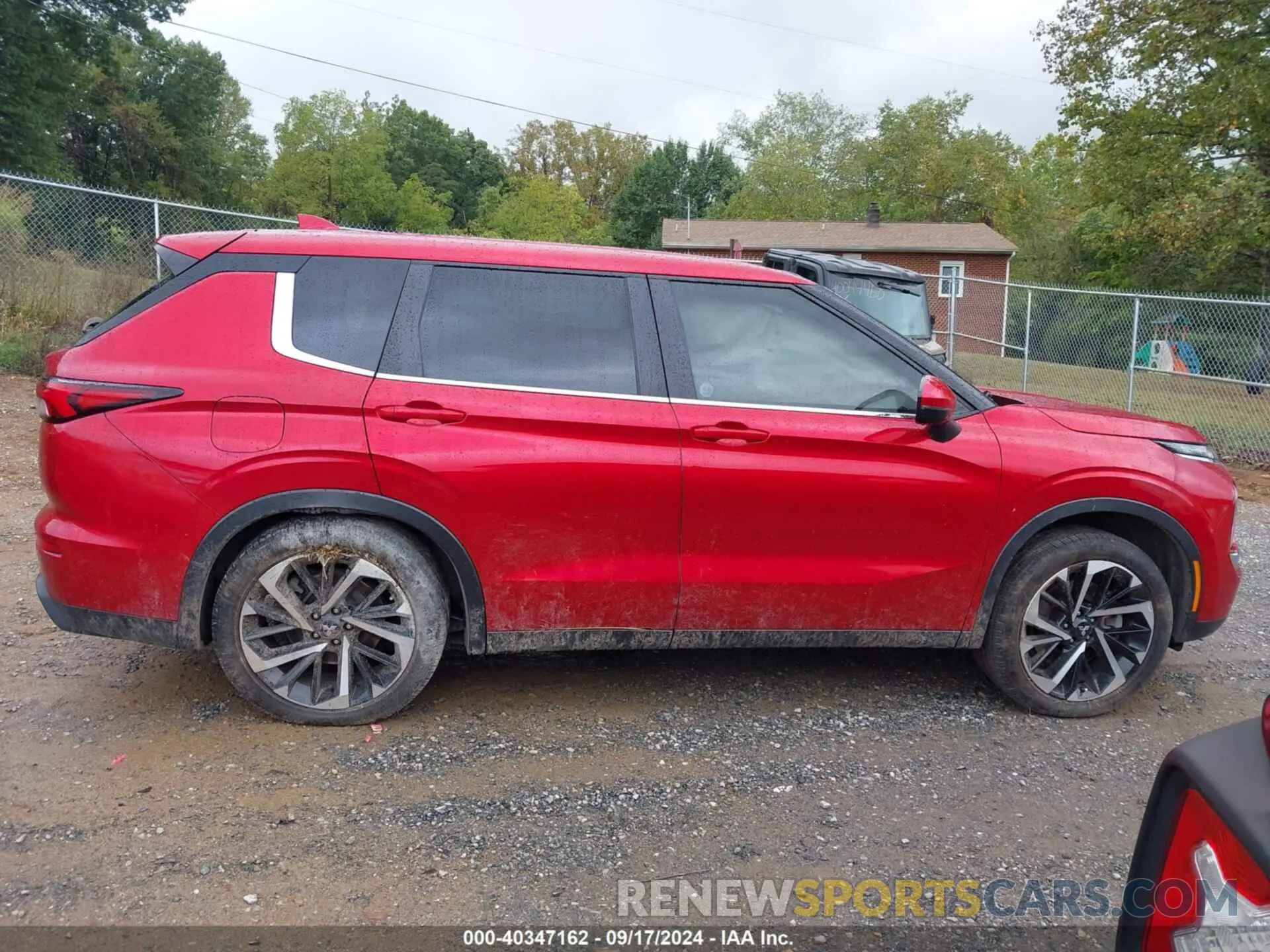 14 Photograph of a damaged car JA4J3TA84NZ023666 MITSUBISHI OUTLANDER 2022