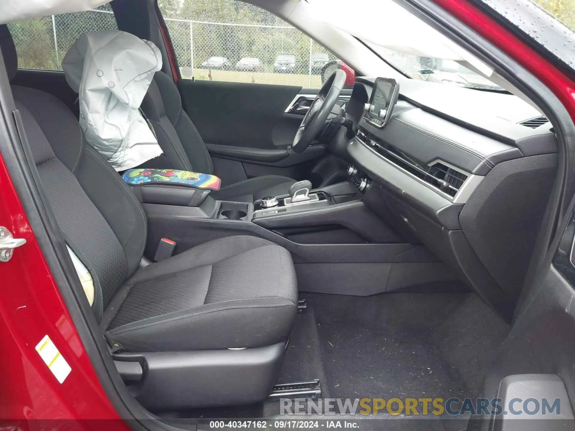 5 Photograph of a damaged car JA4J3TA84NZ023666 MITSUBISHI OUTLANDER 2022