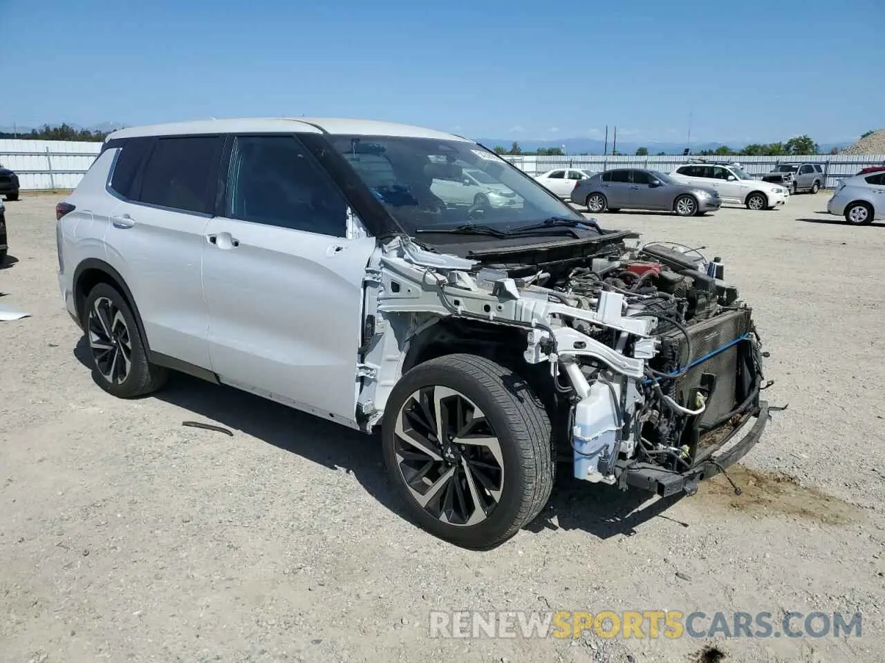 4 Photograph of a damaged car JA4J3TA85NZ020372 MITSUBISHI OUTLANDER 2022