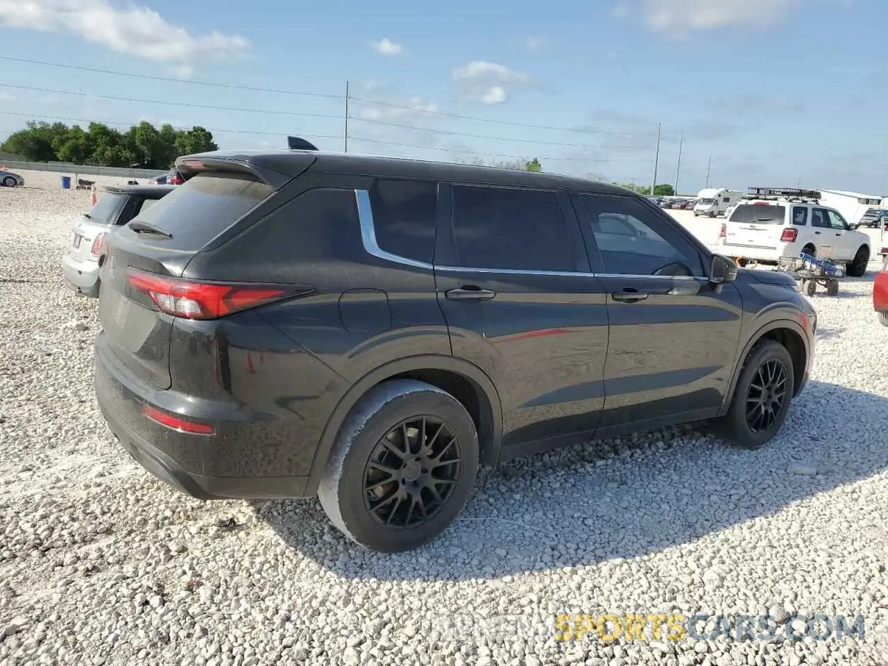 3 Photograph of a damaged car JA4J3TA87NZ036265 MITSUBISHI OUTLANDER 2022