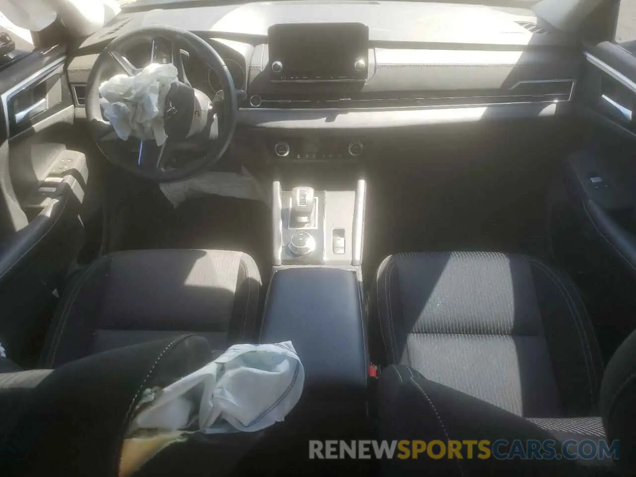 8 Photograph of a damaged car JA4J3TA88NZ029101 MITSUBISHI OUTLANDER 2022