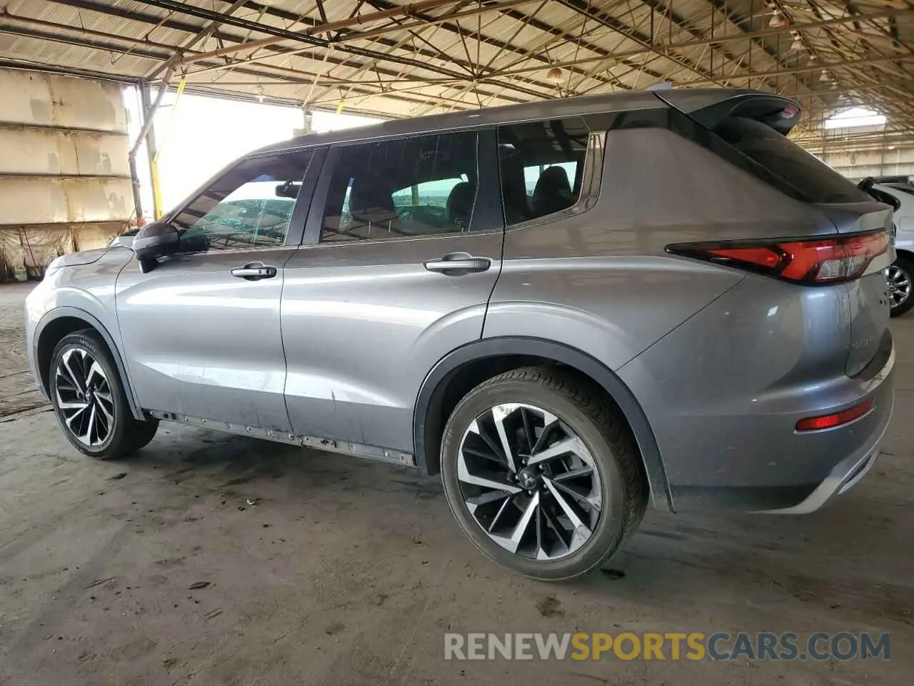 2 Photograph of a damaged car JA4J3UA83NZ006458 MITSUBISHI OUTLANDER 2022