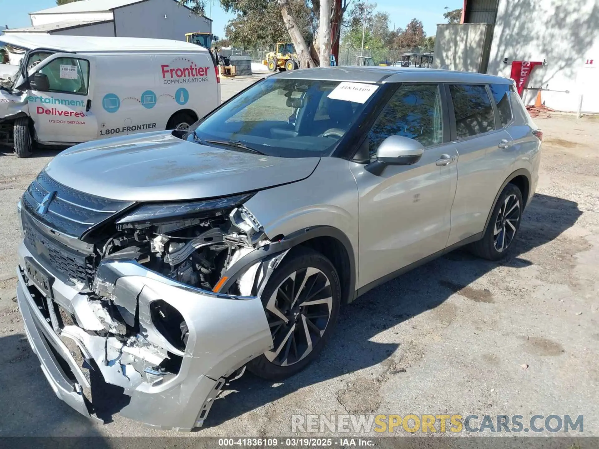 2 Photograph of a damaged car JA4J3UA84NZ031787 MITSUBISHI OUTLANDER 2022