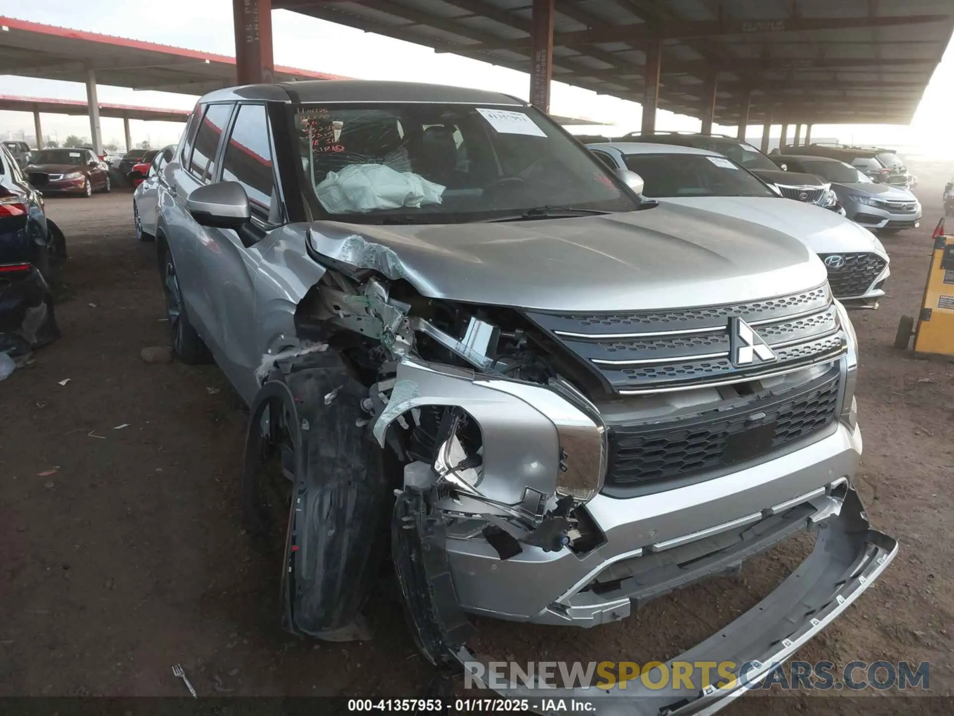6 Photograph of a damaged car JA4J3UA88NZ023157 MITSUBISHI OUTLANDER 2022