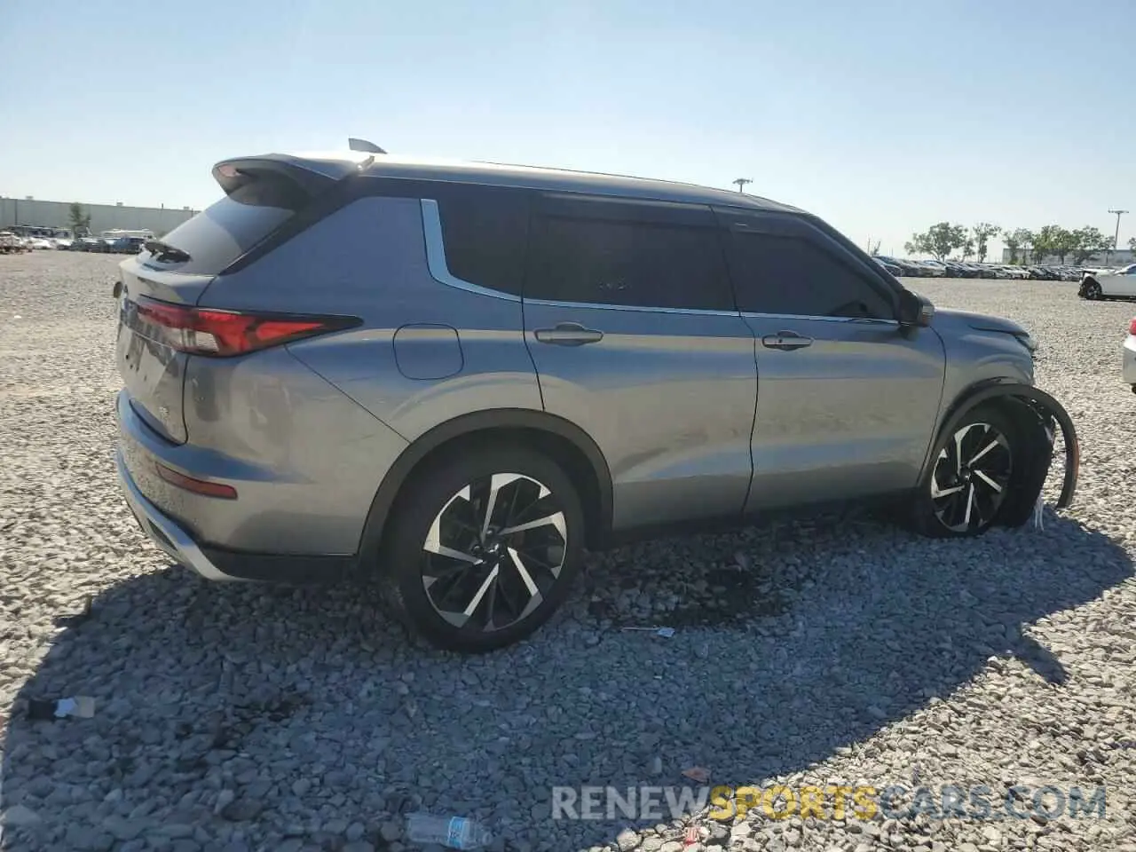 3 Photograph of a damaged car JA4J3UA88NZ023997 MITSUBISHI OUTLANDER 2022