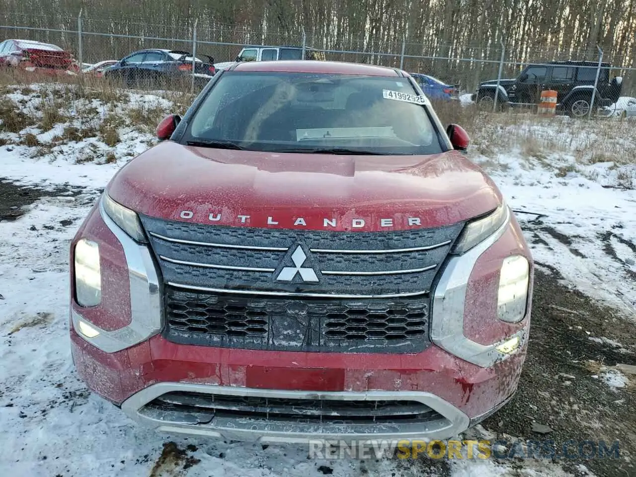 5 Photograph of a damaged car JA4J3UA88NZ082984 MITSUBISHI OUTLANDER 2022