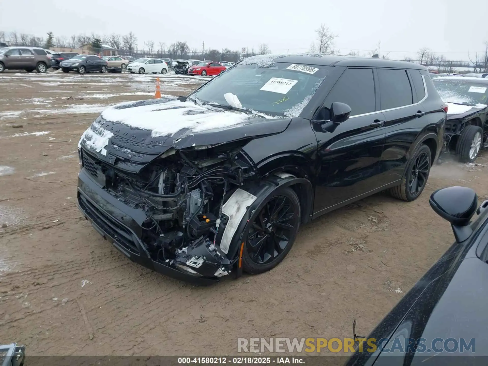 2 Photograph of a damaged car JA4J3UA88NZ089515 MITSUBISHI OUTLANDER 2022