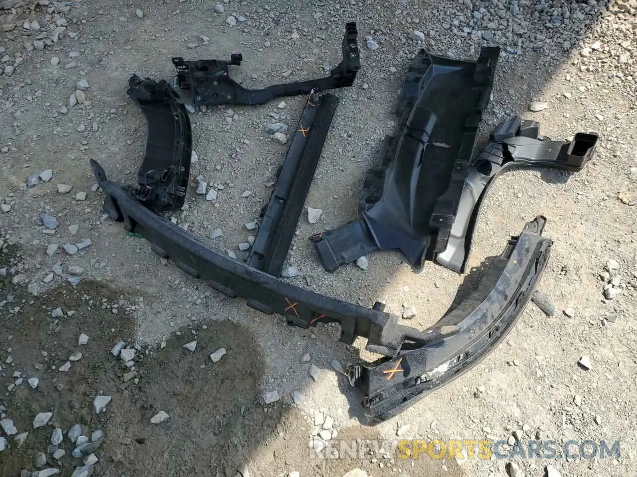 13 Photograph of a damaged car JA4J3UA89NZ014225 MITSUBISHI OUTLANDER 2022