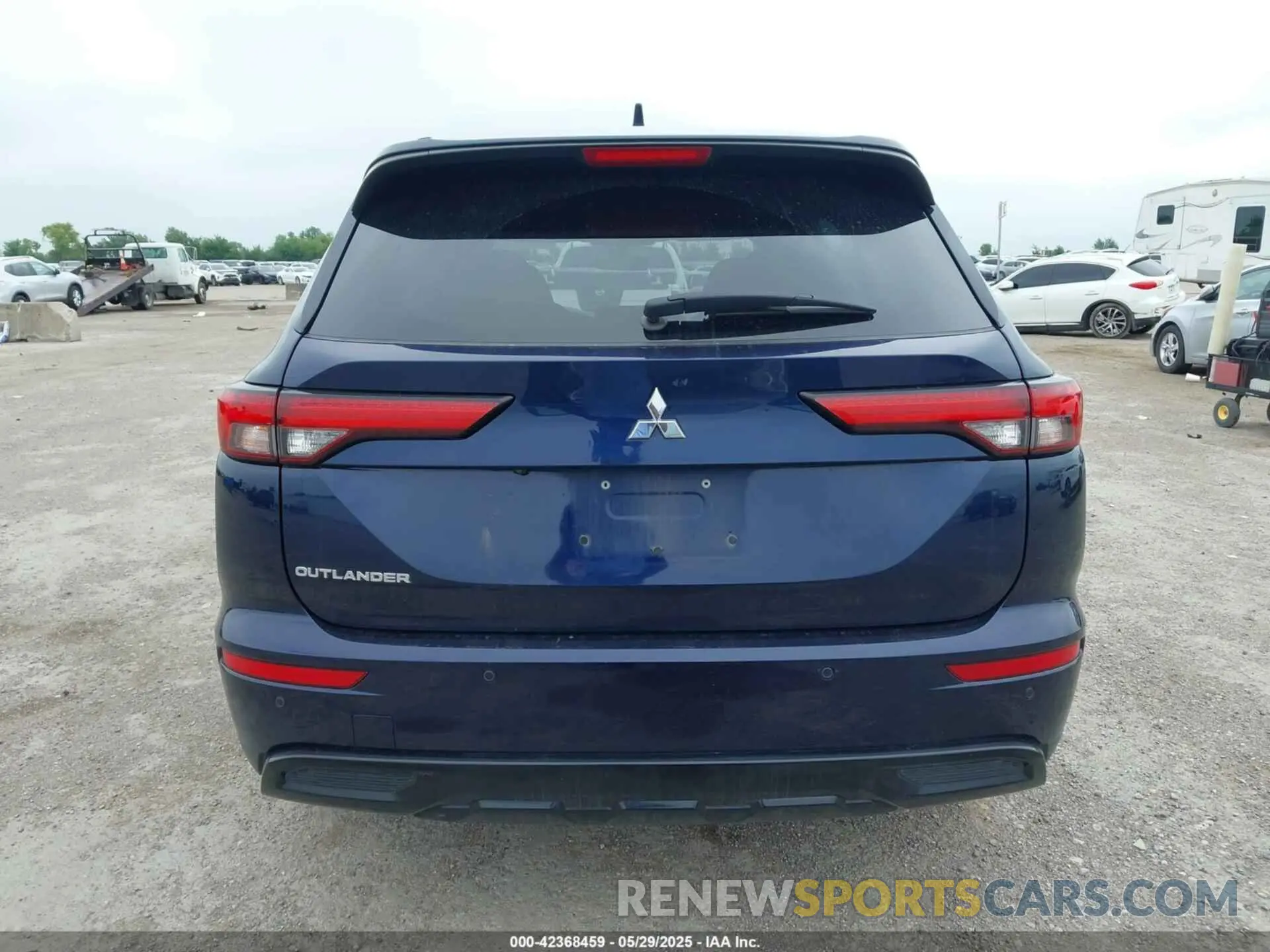 16 Photograph of a damaged car JA4J3UA8XNZ076961 MITSUBISHI OUTLANDER 2022