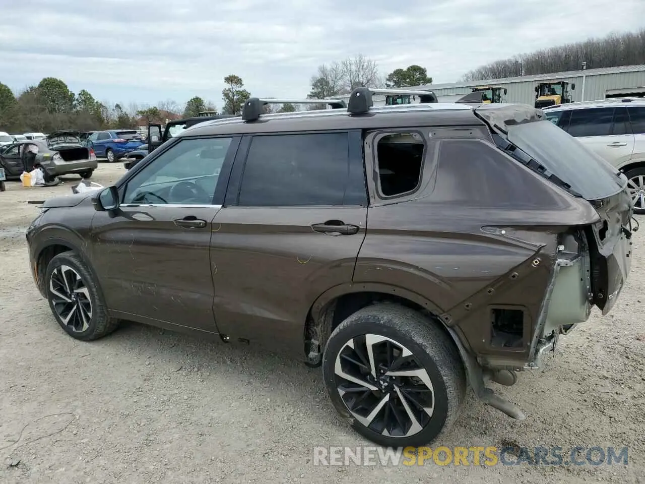 2 Photograph of a damaged car JA4J3VA82NZ073025 MITSUBISHI OUTLANDER 2022