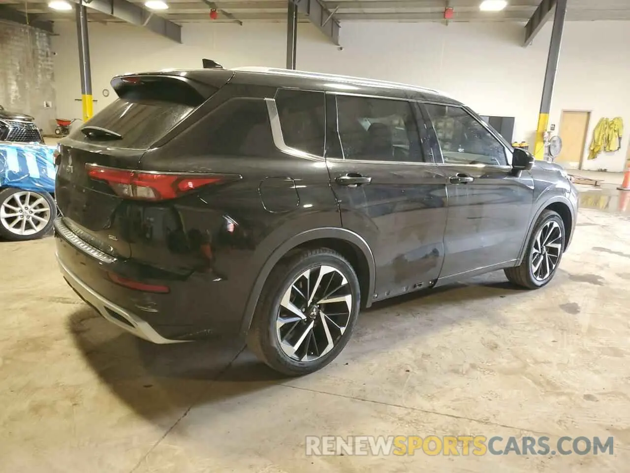 3 Photograph of a damaged car JA4J3VA83NZ012900 MITSUBISHI OUTLANDER 2022