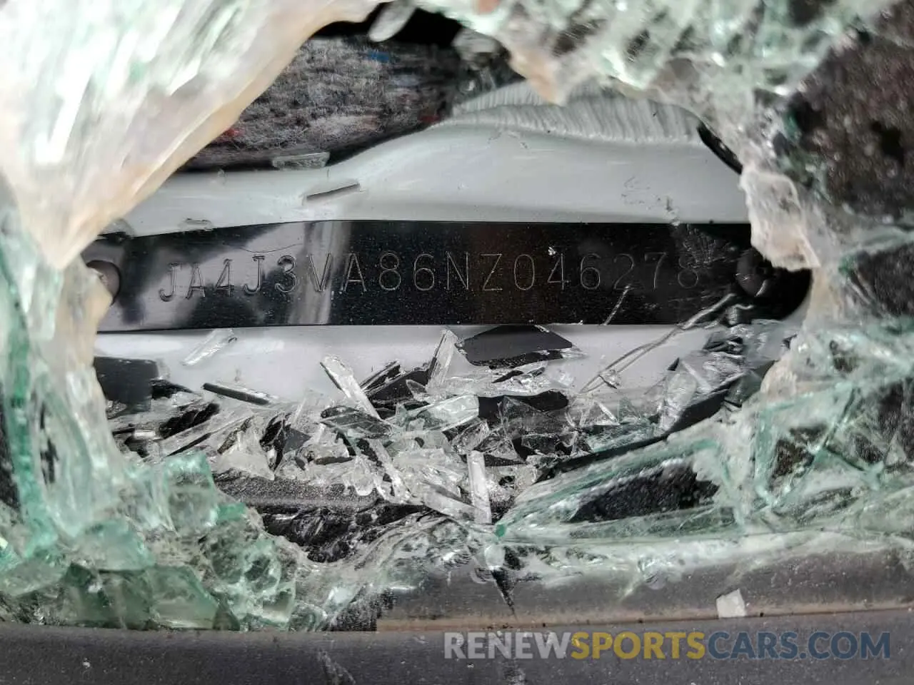 14 Photograph of a damaged car JA4J3VA86NZ046278 MITSUBISHI OUTLANDER 2022