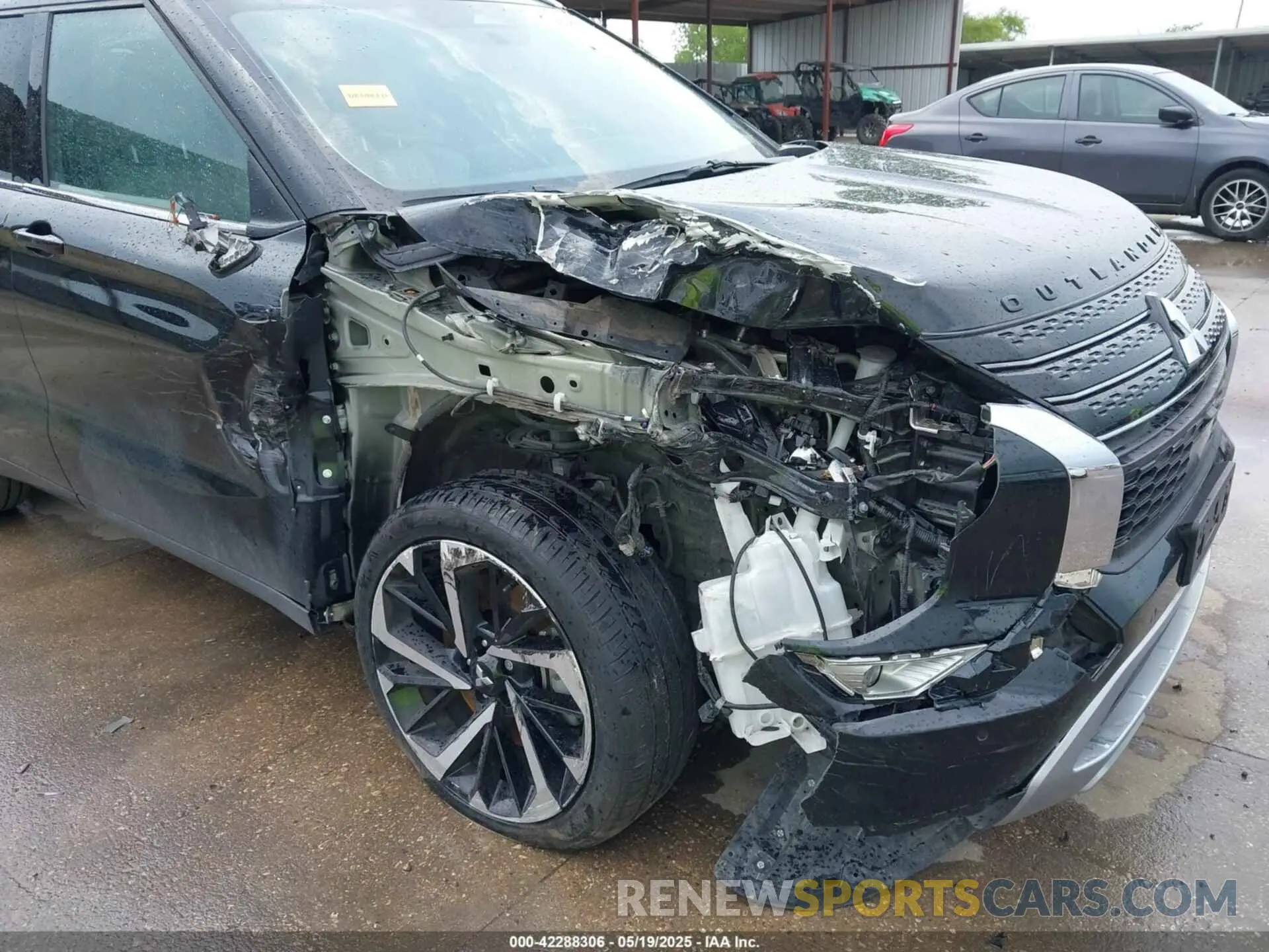 6 Photograph of a damaged car JA4J3VA86NZ086876 MITSUBISHI OUTLANDER 2022