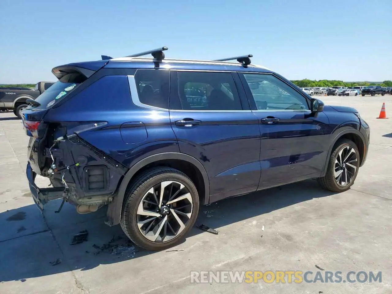 3 Photograph of a damaged car JA4J3VA87NZ058987 MITSUBISHI OUTLANDER 2022