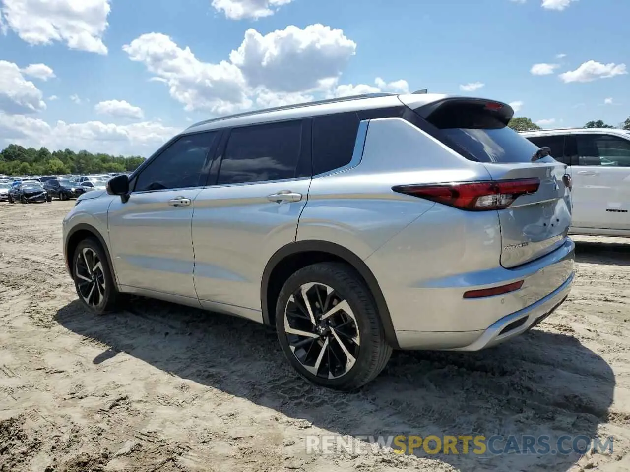 2 Photograph of a damaged car JA4J3VA87NZ071903 MITSUBISHI OUTLANDER 2022