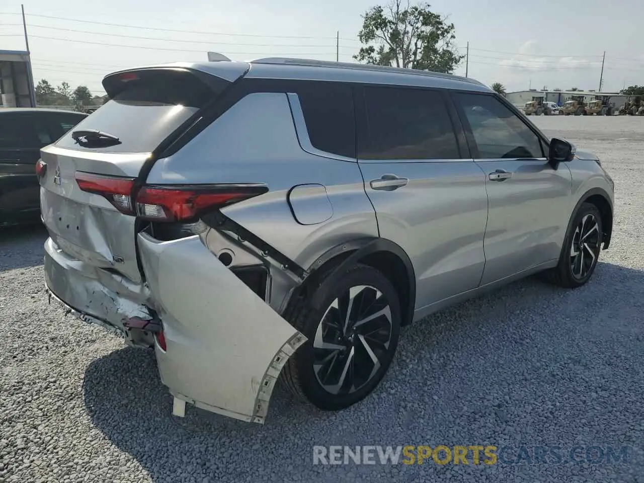 3 Photograph of a damaged car JA4J3VA8XNZ062239 MITSUBISHI OUTLANDER 2022