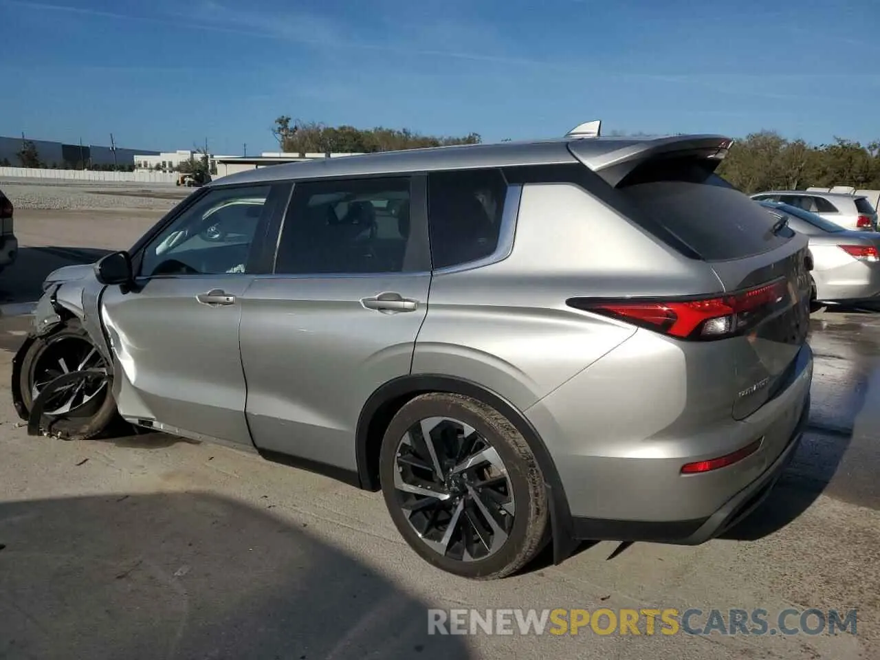 2 Photograph of a damaged car JA4J4TA80NZ075213 MITSUBISHI OUTLANDER 2022