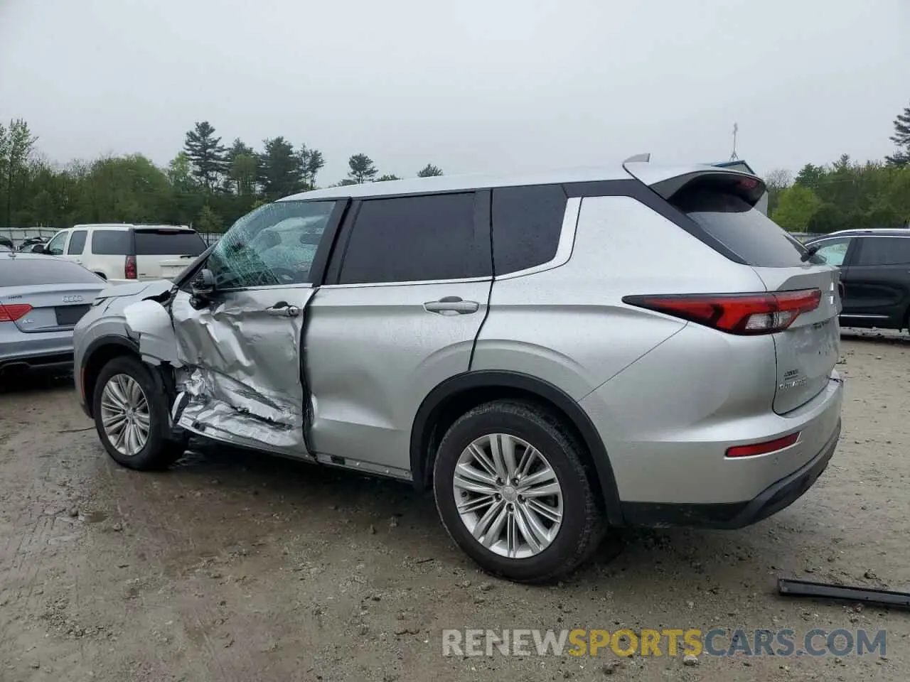 2 Photograph of a damaged car JA4J4TA81NZ015778 MITSUBISHI OUTLANDER 2022