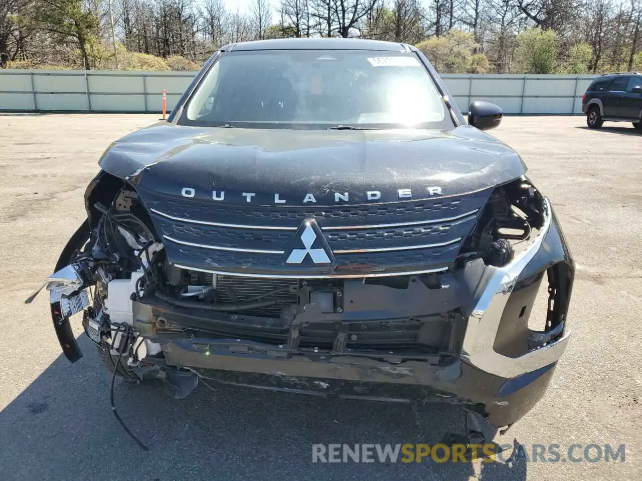5 Photograph of a damaged car JA4J4TA81NZ034167 MITSUBISHI OUTLANDER 2022