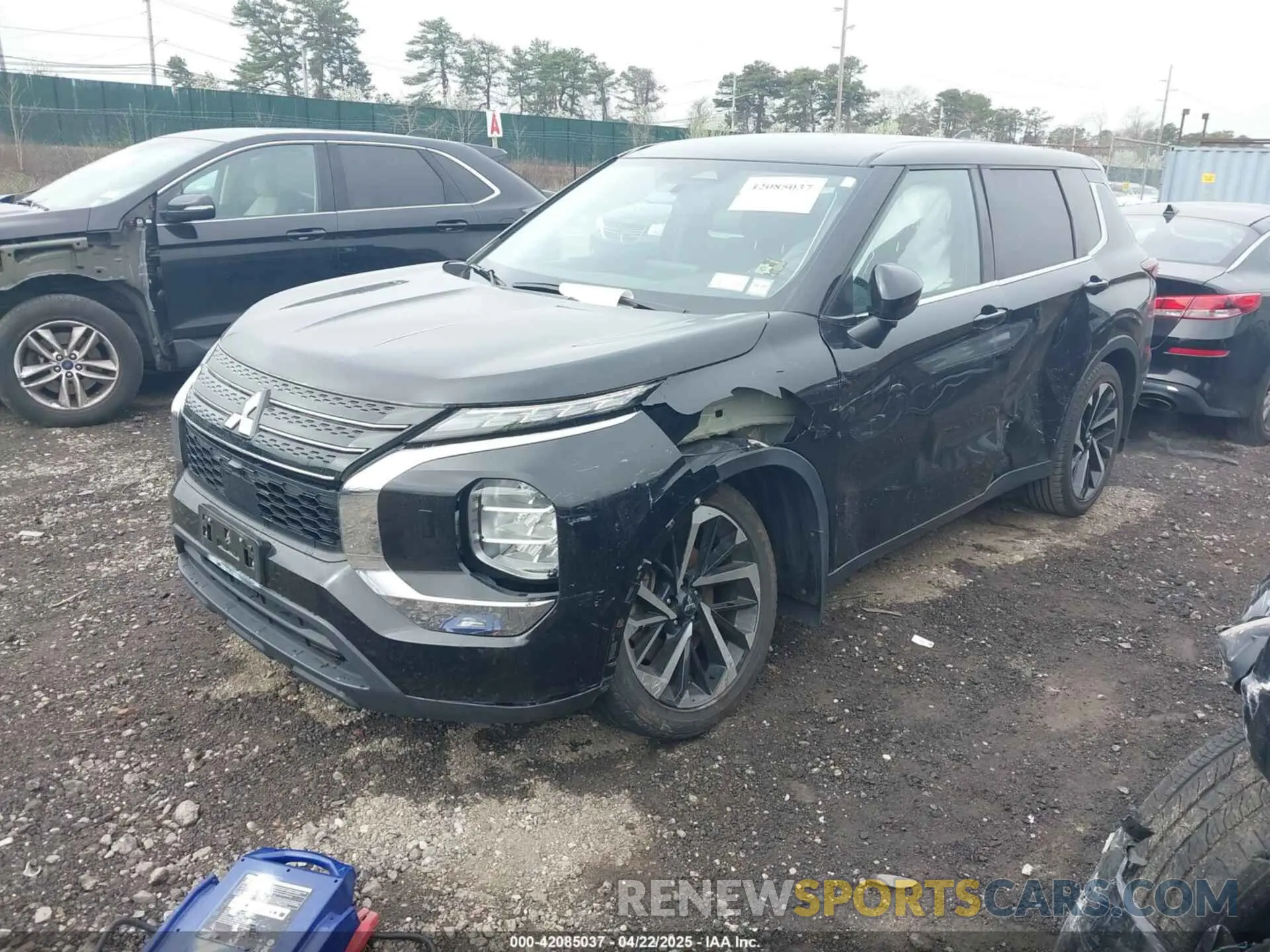 2 Photograph of a damaged car JA4J4TA82NZ047946 MITSUBISHI OUTLANDER 2022